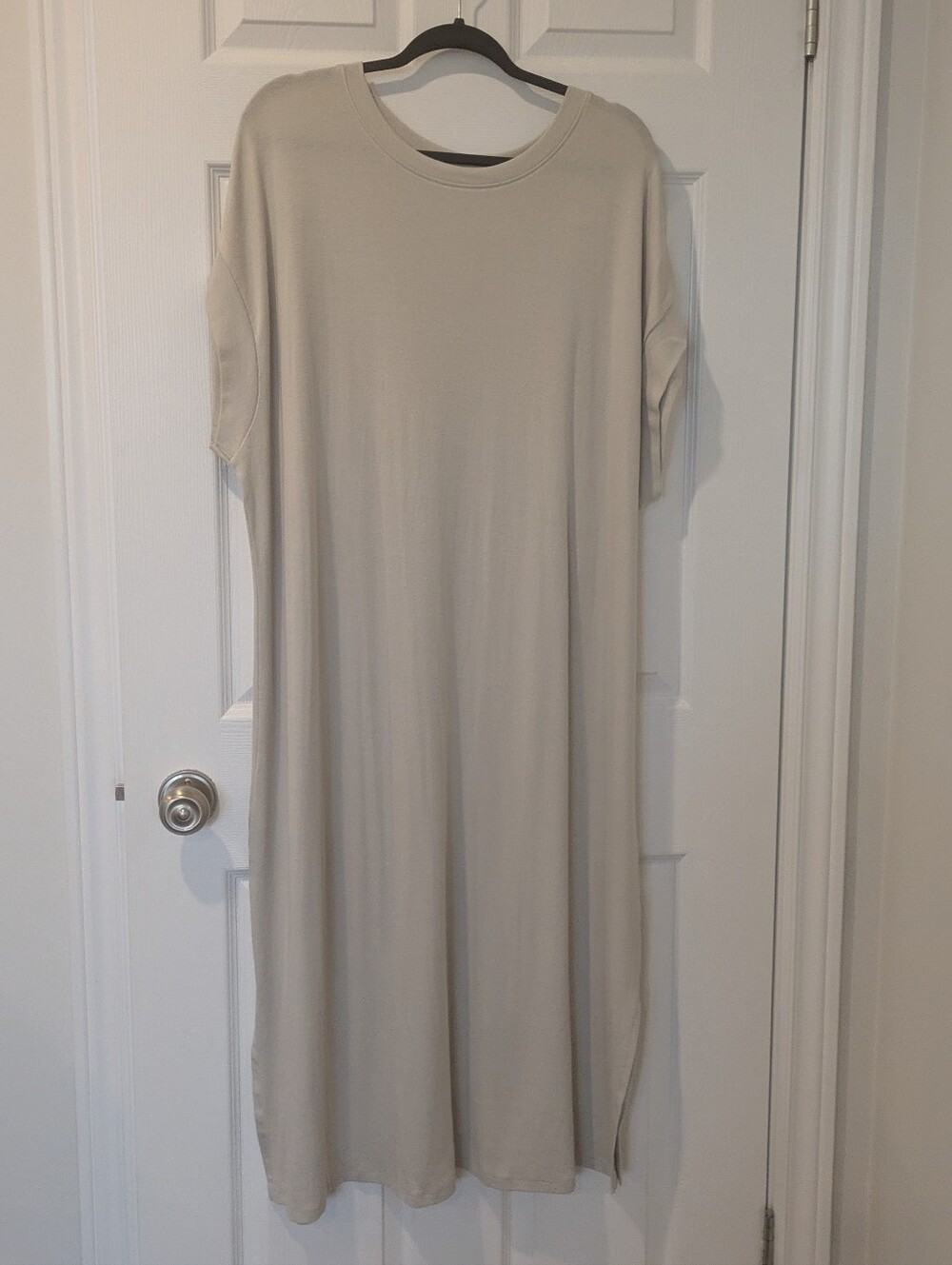 Beige Casual Cute Dress...Great For Fall With A Cute Jean Jacket.